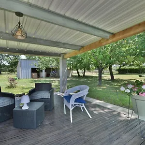 https://domaine-de-monplaisir.midi-pyreneeshotels.com